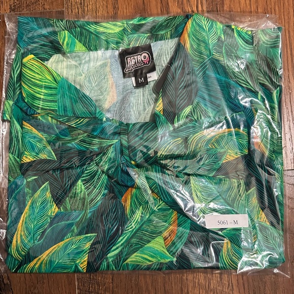 Leaves Bow Top by Retrolicious - Picture 8 of 8